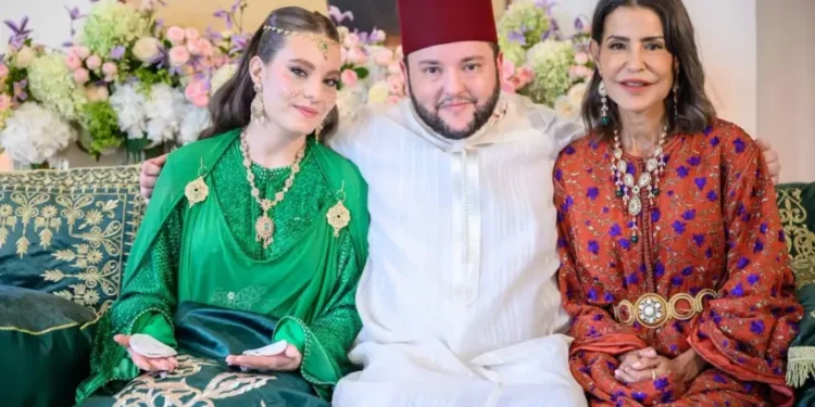 الملك يبارك عقد قران نجل الأميرة للا مريم