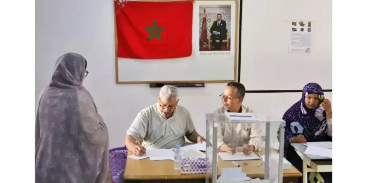 مشاركة مرتفعة بالأقاليم الجنوبية.. صناديق الاقتراع في مواجهة أطروحات الخصوم