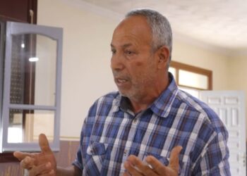 «صبرة تموت وستحاسبون»..فلاح يطلق صرخة مدوية أمام رئيس الغرفة الفلاحية لجهة الشرق بسبب أزمة السقي – فيديو