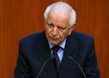 محمود عرشان بين ذاكرة الجمر وسخونة السياسة: عندما يستفز لقب “الجلاد” كبرياء “النقيب”