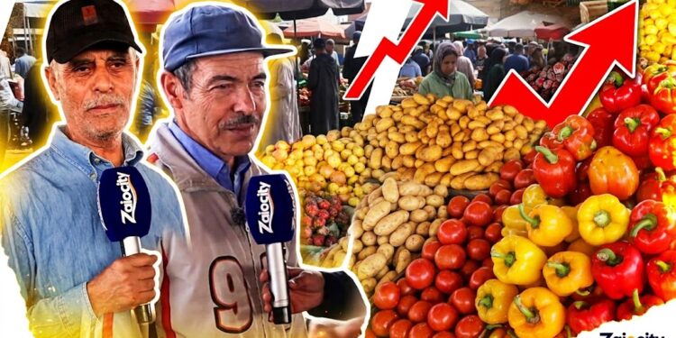 سوق الخميس بزايو.. موجة غلاء تضرب أسعار الخضر والفواكه وتثقل جيوب المواطنين – فيديو