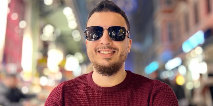 ابن الناظور محمد الوردي يوجه نداءً عاجلاً إلى عامل الإقليم: شباب المنطقة يطالبون برفع التهميش، تعزيز التواصل…
