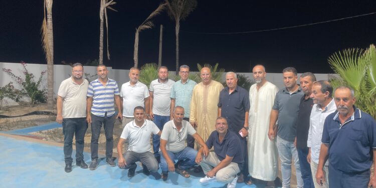 أولاد داود الزخانين تحتضن لقاء تواصليا يجمع البرلماني المومني بأعضاء المجلس الجماعي