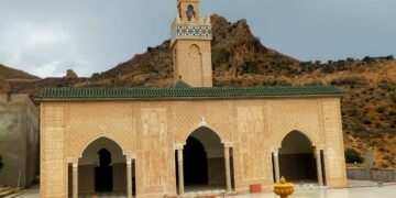 تقدم متسارع في أشغال ترميم مسجد “سيدي عثمان” التاريخي بزايو