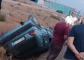 انقلاب مفاجئ لسيارة بمدخل زايو ينتهي بإصابة شخصين ونقلهما إلى المستشفى
