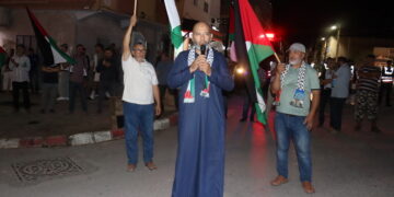 بمناسبة ذكرى «طوفـ.ـان الأقصـ.ـى».. وقفة تضامنية مع فلسطـ.ـين وسط زايو – صور
