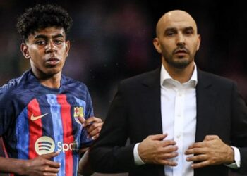 الركراكي يفتح ملف لامين يامال مجدداً.. لماذا لم يحمل نجم برشلونة قميص المغرب؟