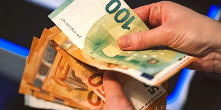 أسعار صرف أهم العملات الأجنبية مقابل الدرهم