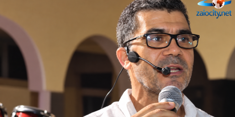 رحلة عطاء لا تُمحى: الأستاذ عبد الحميد بريشي.. زرع العلم والجمال في زايو وحصد المحبة « فيديو »